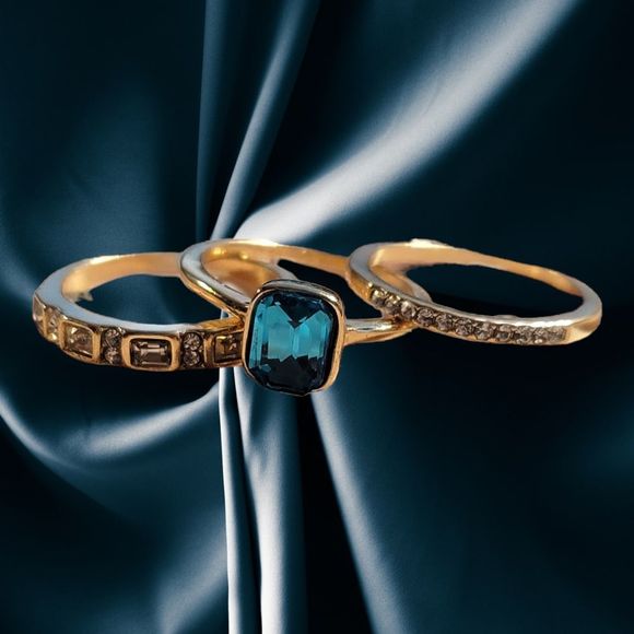 Goldtone Simulated London Blue Topaz Diamond Three Ring Set Size 8.5 - Picture 3 of 5